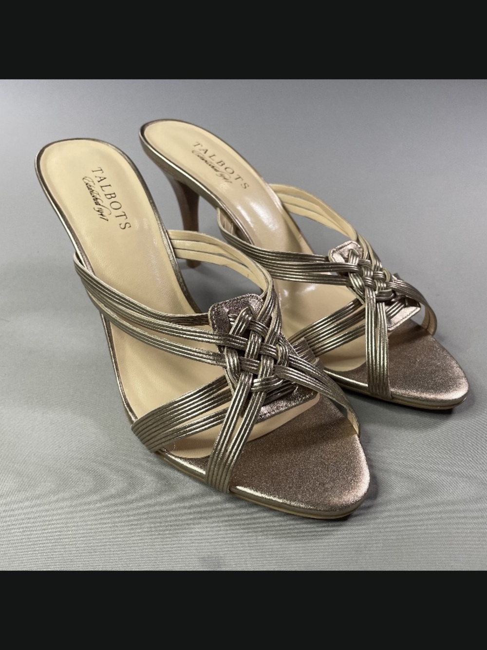 NEW Talbots Shoes Womens 9.5 gold leather strappy heels pumps classic